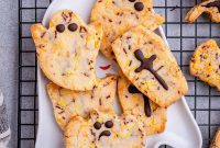 Spooktacularly Easy Halloween Cookies Kids Will Love