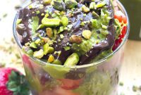 Viral Dubai Chocolate Strawberry Sensation