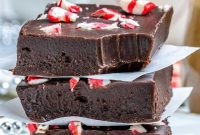 Wintermint Peanut Butter Chocolate Fudge