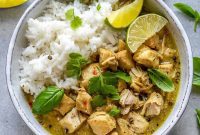 Simple Dairy-Free Instant Pot Chicken Curry