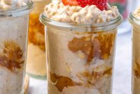 Creamy Peanut Butter Protein Overnight Oats