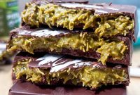 Golden Dubai Pistachio Chocolate