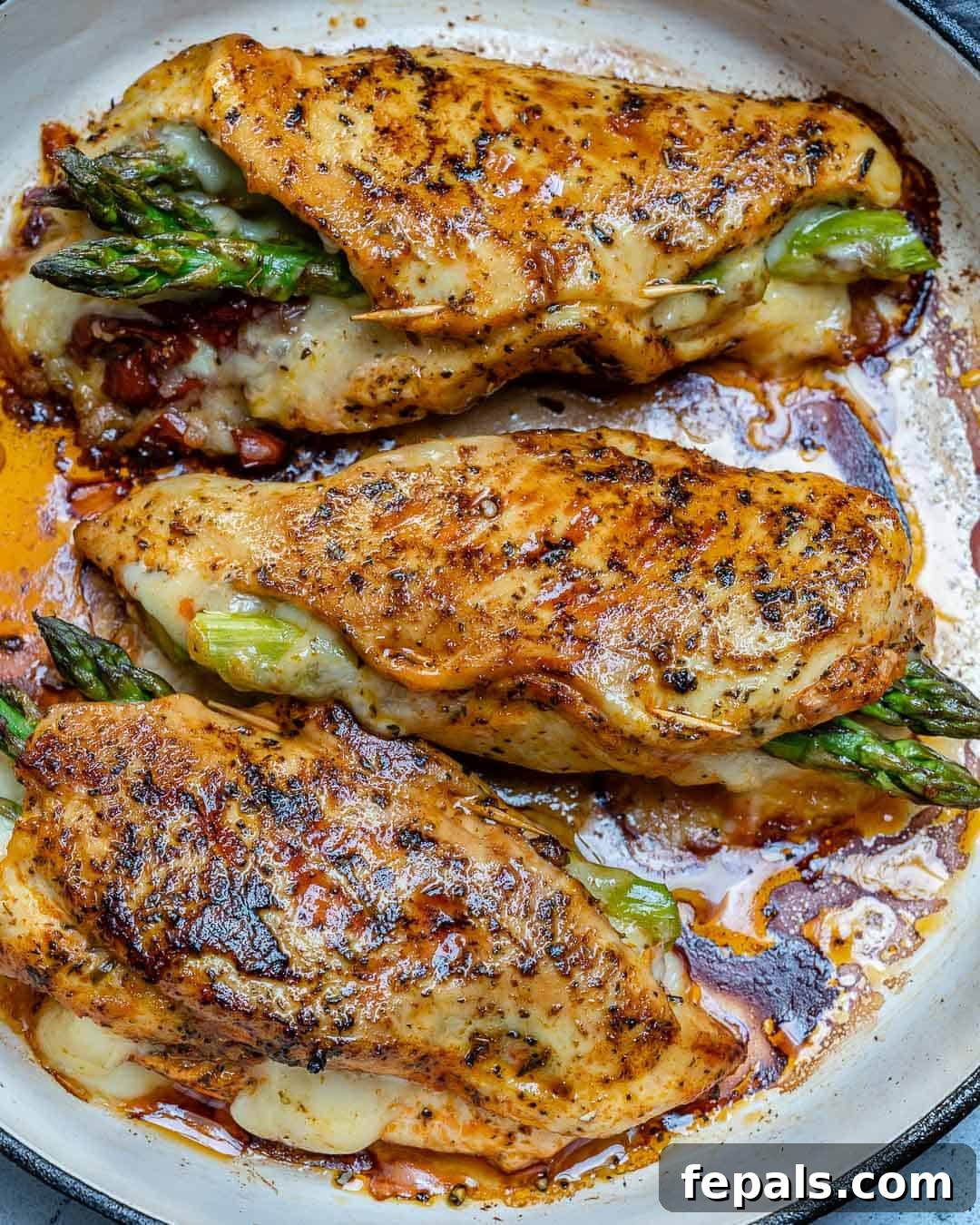 chicken breast stuffed with asparagus