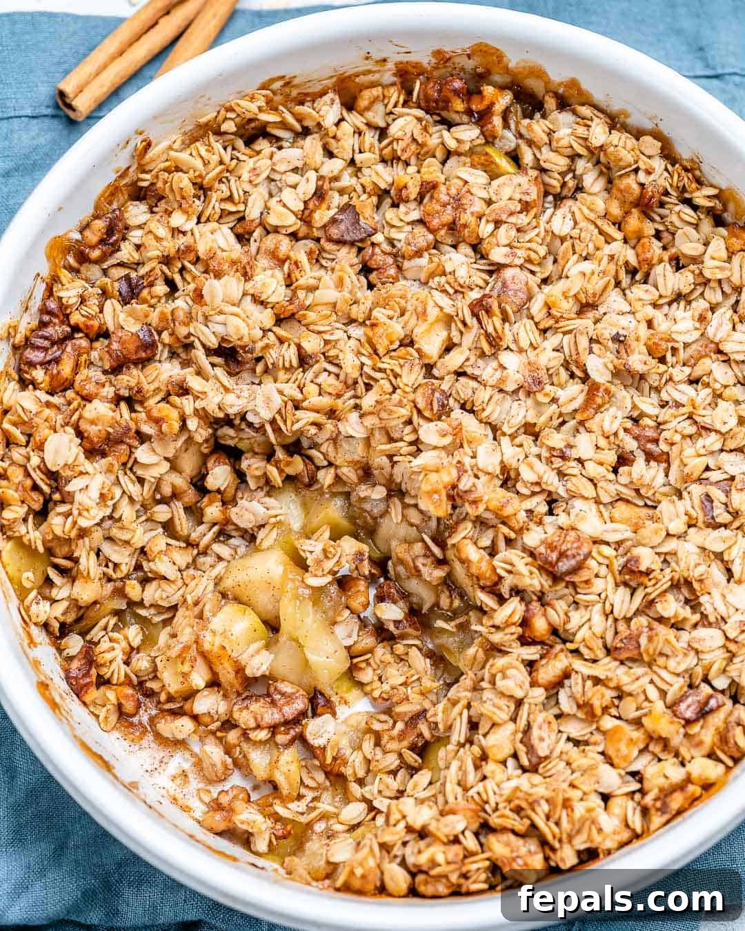 best homemade apple crumble recipe, dessert ideas
