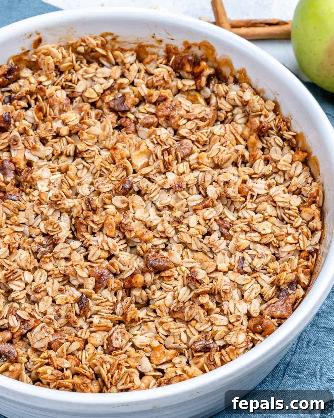 easy and healthy apple crisp recipe, simple dessert