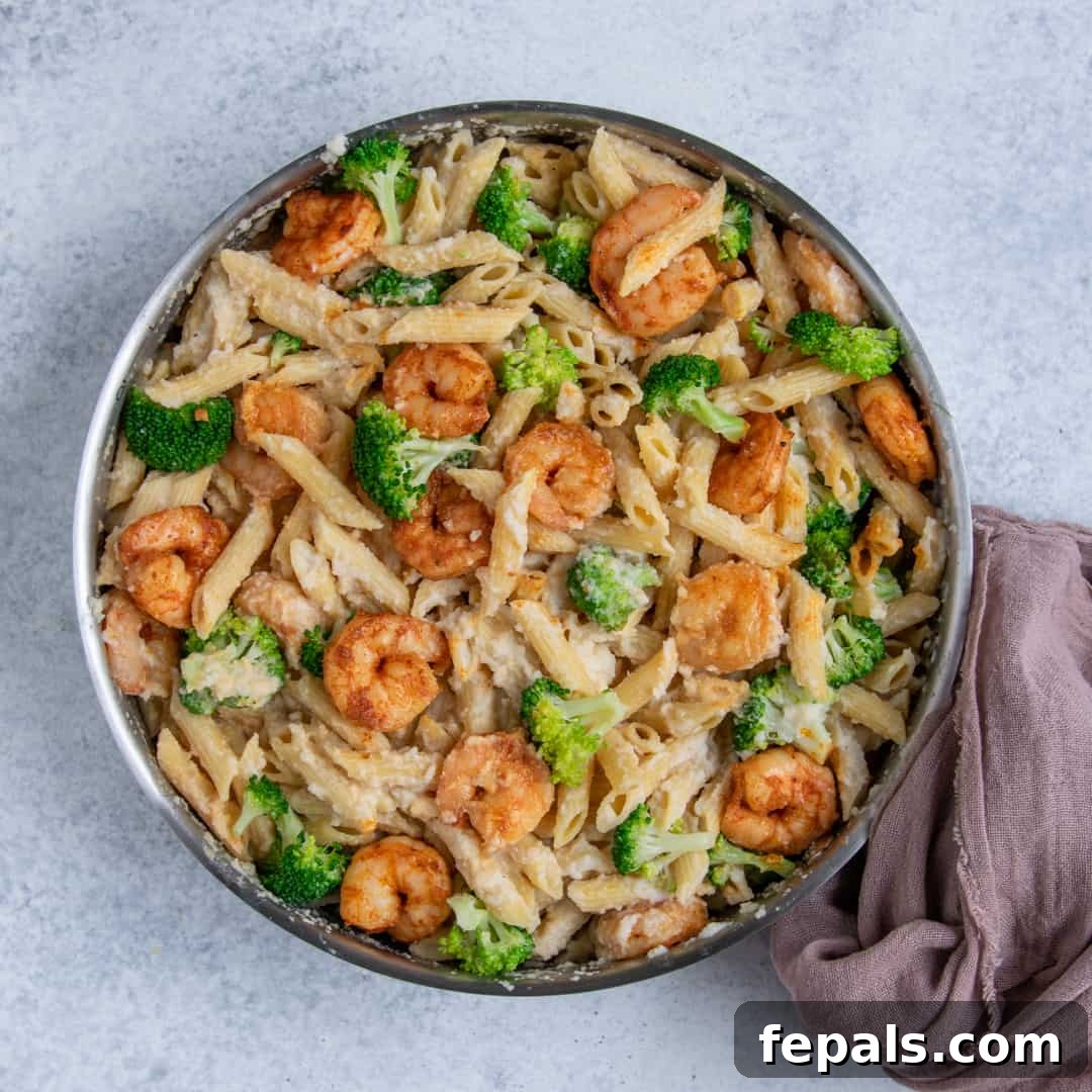 Healthy Broccoli Shrimp Alfredo