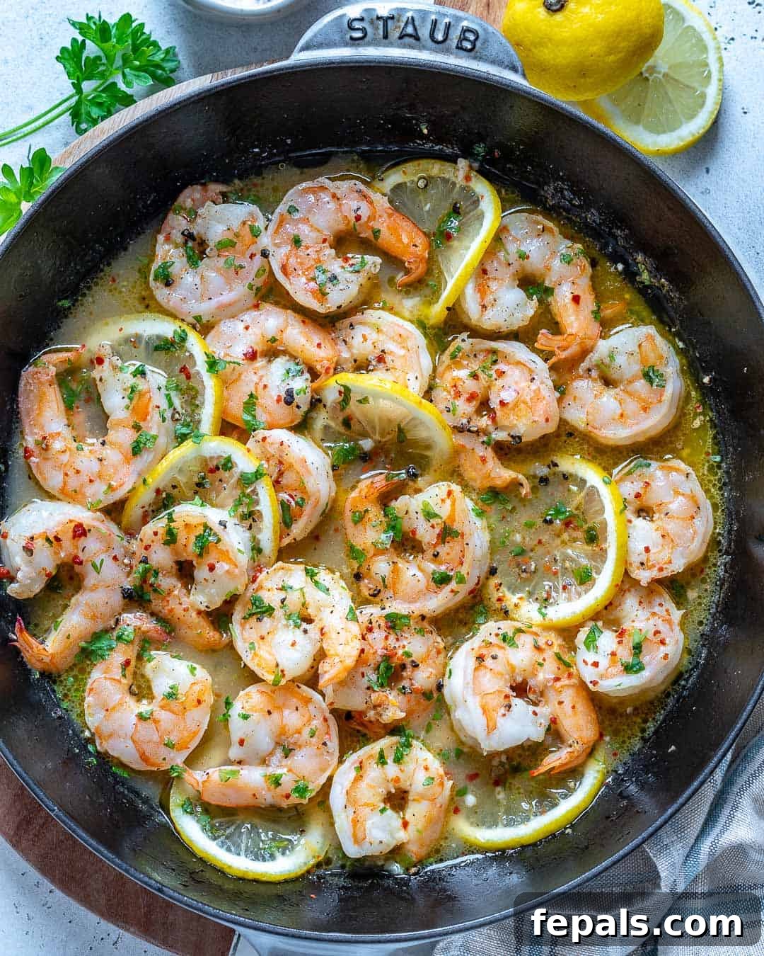 top view of garlic shrimps in a skillet, ready to serve