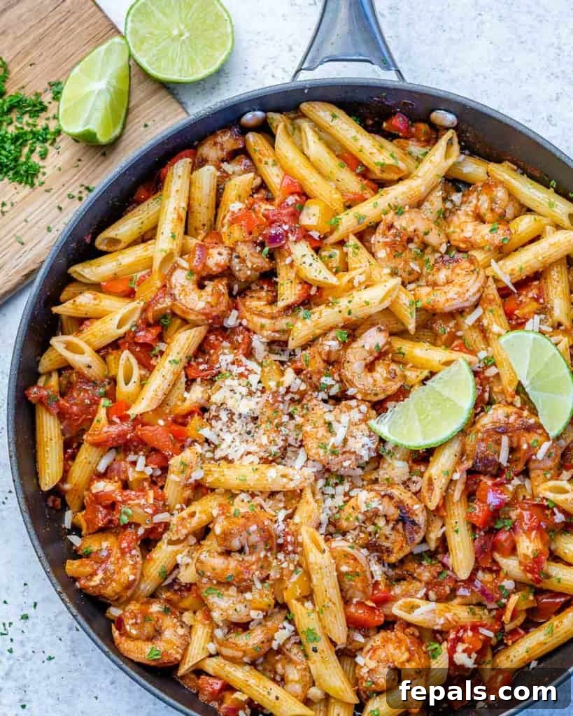 top view shrimp an tomato pasta 
