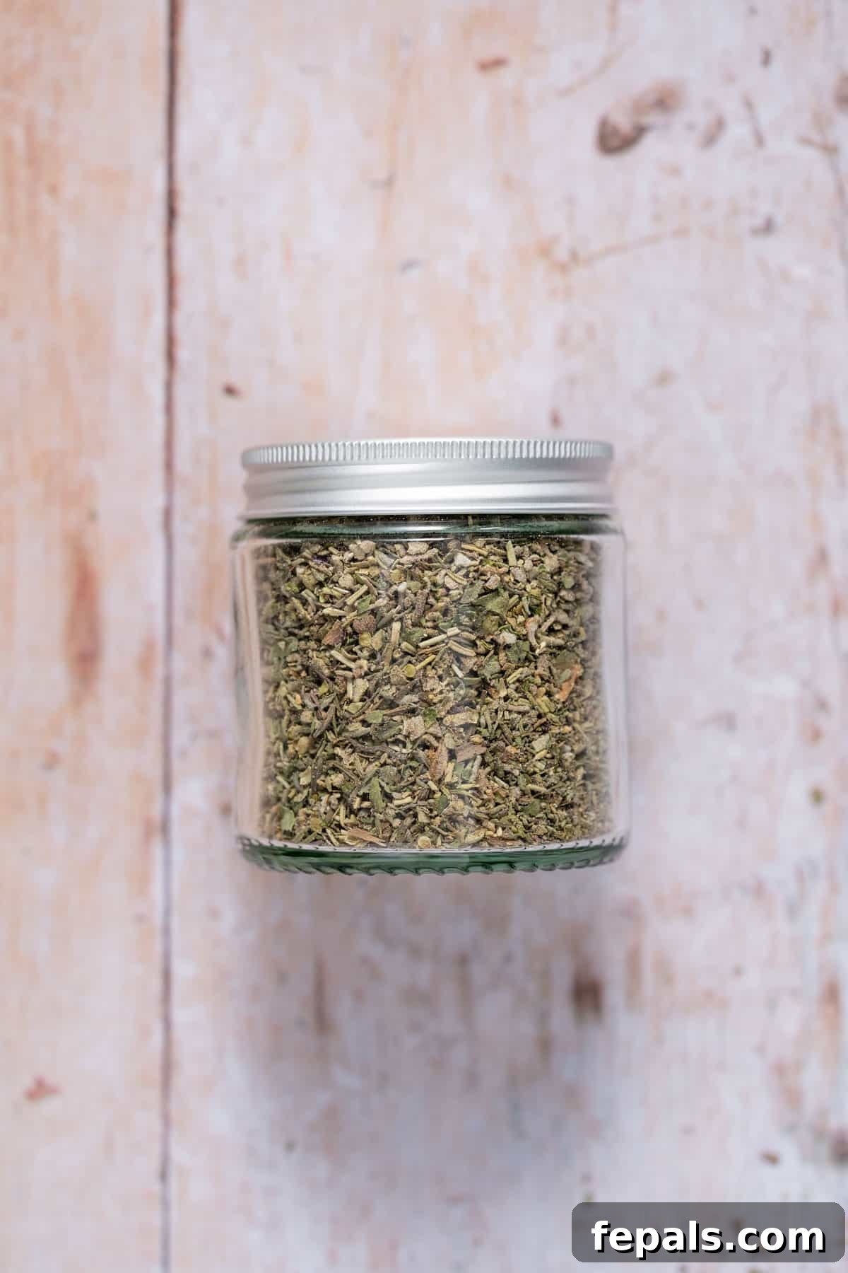 Homemade Poultry Seasoning Mix jar of homemade poultry seasoning mix