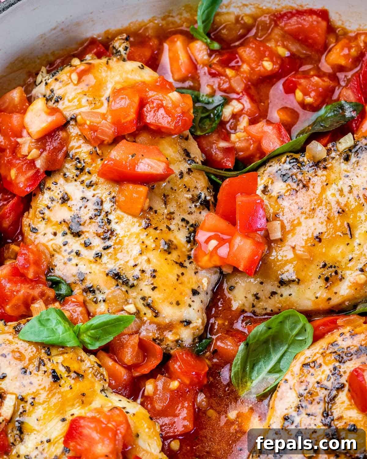 Tuscan Chicken Pomodoro 10 Seasoned chicken breasts topped with diced tomatoes and fresh basil.