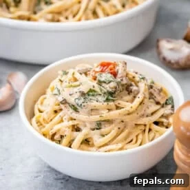 Valentine's Day Recipes for Grown-Ups 3 Creamy pasta in a round white bowl.