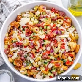 Crispy Air Fryer Pasta Salad with Zesty Herbs 9 crispy pasta salad in a bowl.